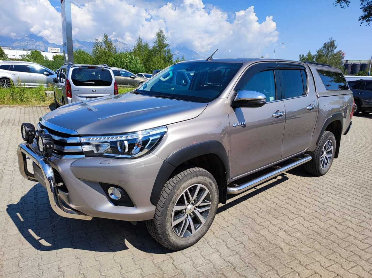 Toyota Hilux